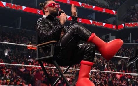 seth rollins boots.